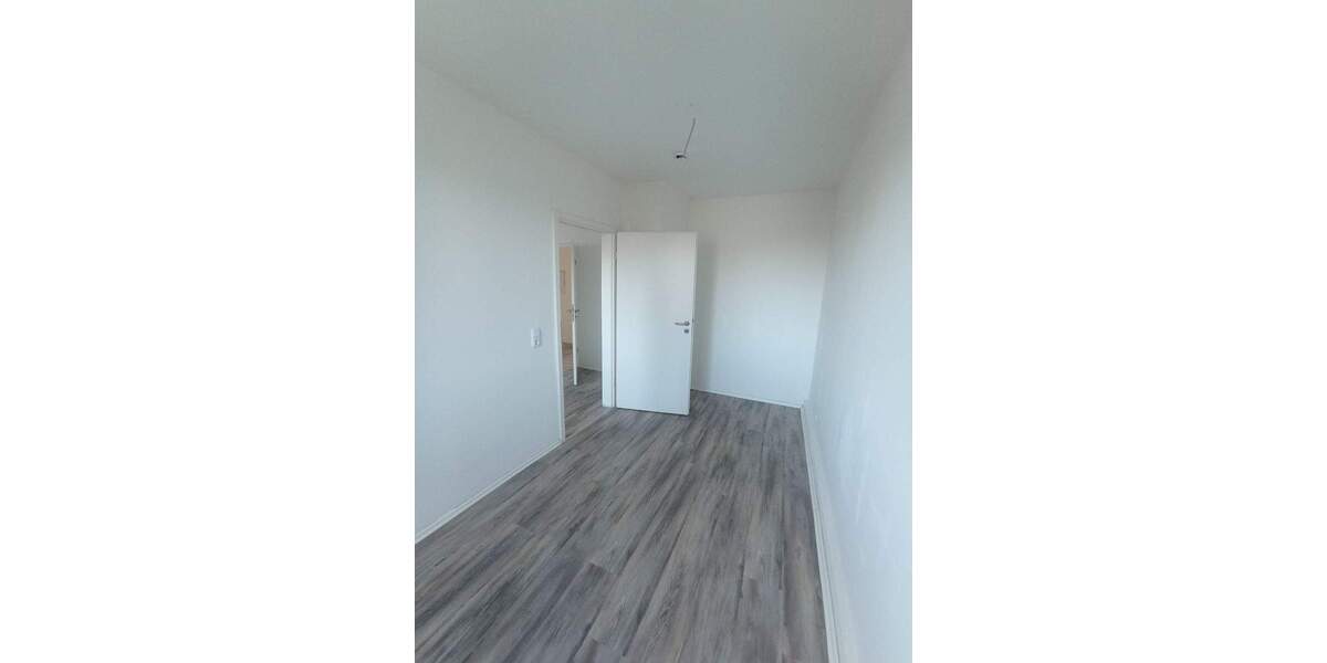 Etagenwohnung Bitterfeld-Wolfen Wolfen - 4 Zimmer, 70 m&sup2;, 476&euro; | Angebot:25728139