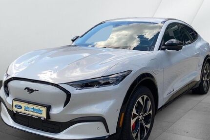 Ford Mustang Mach-E 1.001 km 51.790 € Leipzig 04129