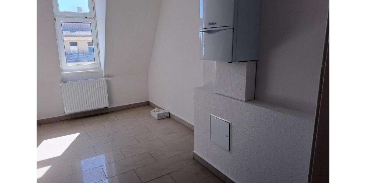 Etagenwohnung Halle (Saale) Damaschkestraße - 3 Zimmer, 74 m&sup2;, 550&euro; | Angebot:26122901