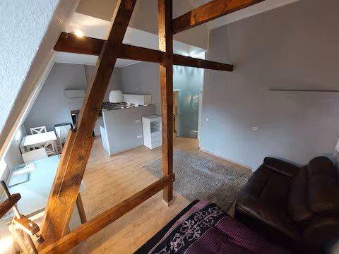 Dachgeschoßwohnung Halle (Saale) - 4 Zimmer, 87 m&sup2;, 1.250&euro; | Angebot:26383901