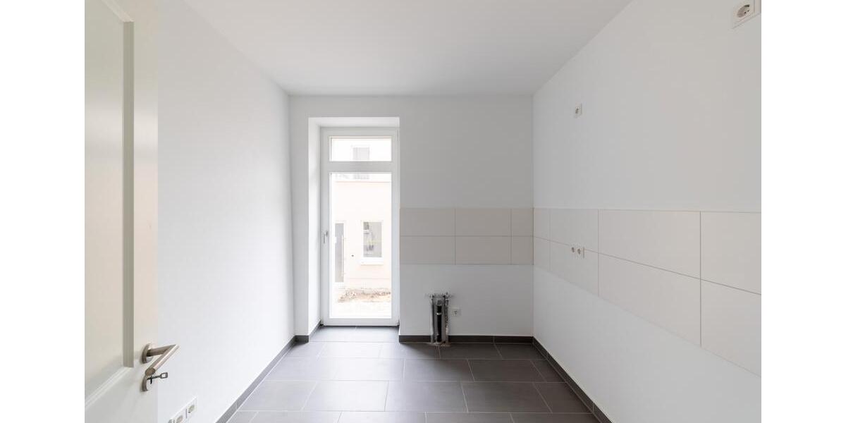 Großzügige Wohnung im Hochparterre mit Balkon - WE01 4 zimmer