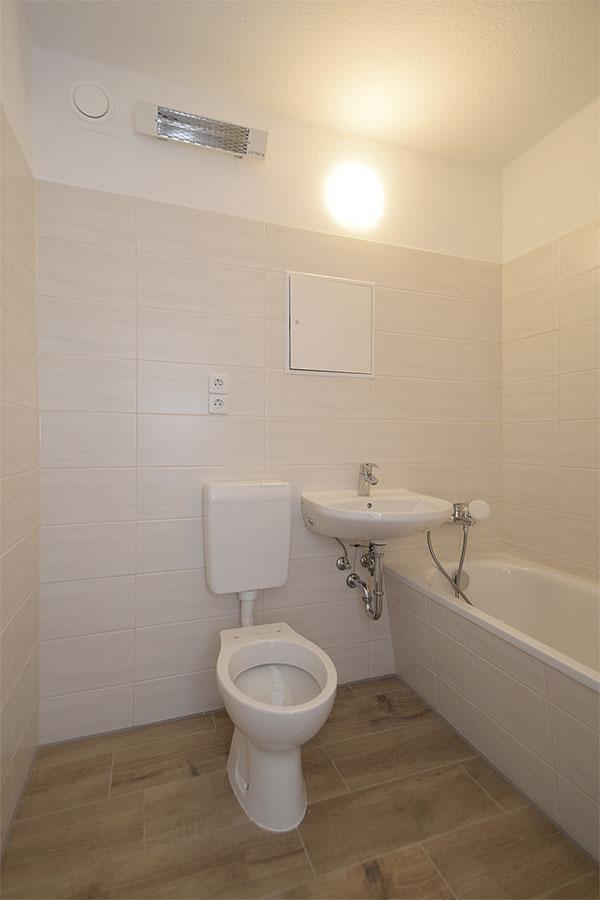 Mit Einbauküche zimmer