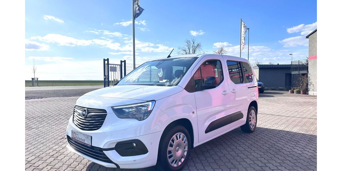 Opel Combo 44.789 km 17.899 &euro; Kabelsketal/OT Großkugel 06184
