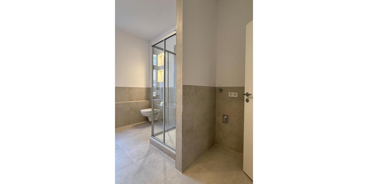 Etagenwohnung Halle (Saale) Damaschkestraße - 3 Zimmer, 72 m&sup2;, 720&euro; | Angebot:26672030