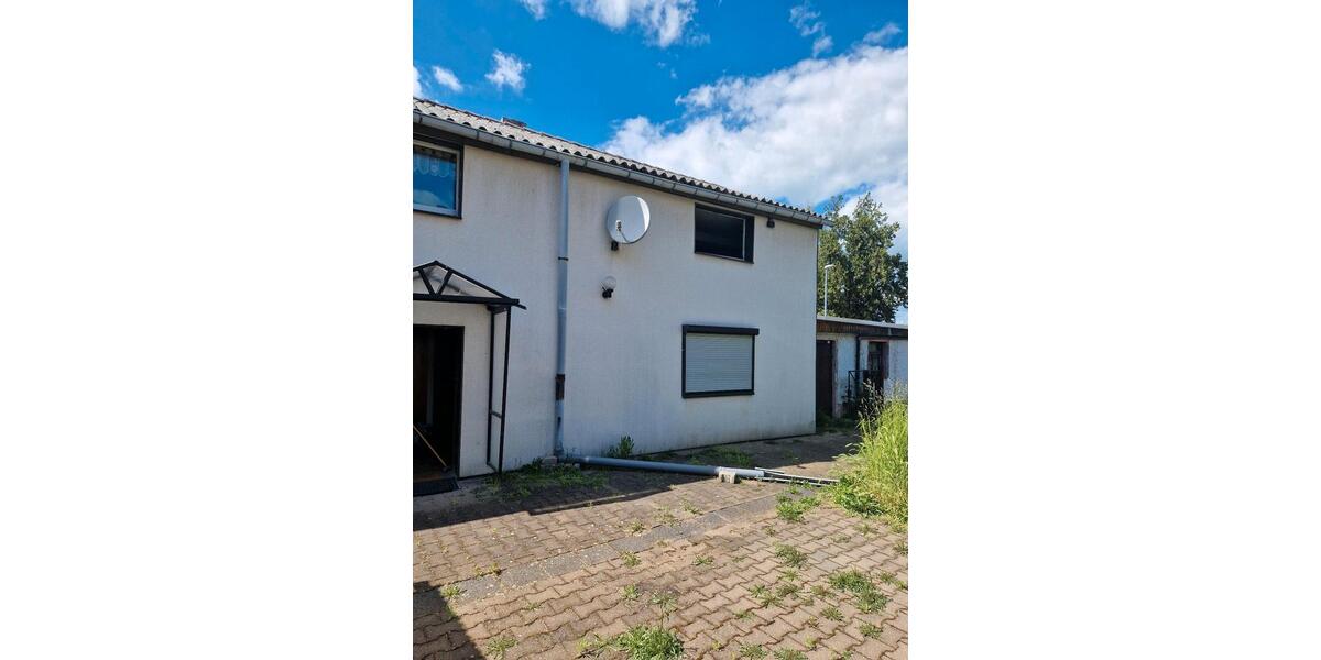 Einfamilienhaus Schkopau - 4 Zimmer, 94 m&sup2;, 89.000&euro; | Angebot:24852052