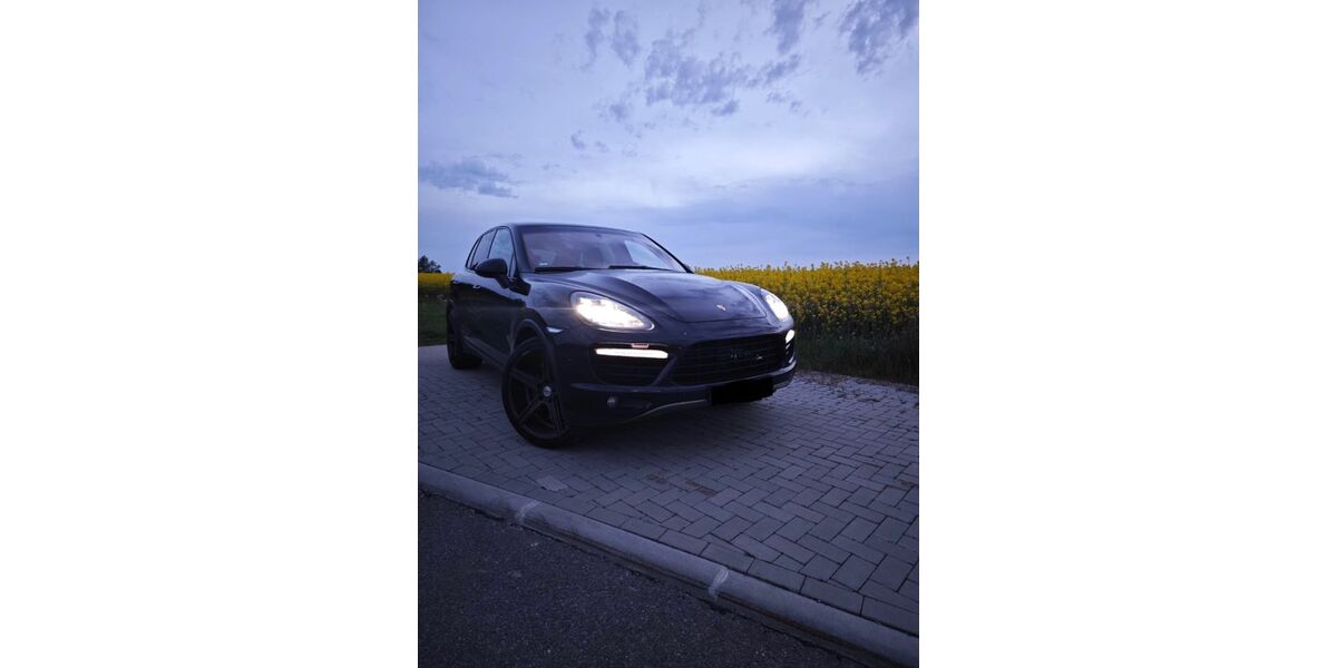 Porsche Cayenne 240.000 km 16.990 &euro; Korbetha 06258