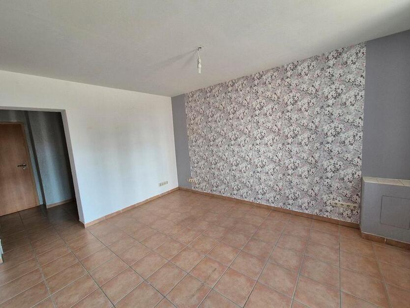 Charmante und sonnige Wohnung in Großzöberitz