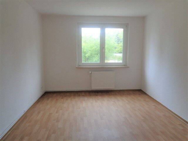 Etagenwohnung Braunsbedra Neumark - 2 Zimmer, 50 m&sup2;, 327&euro; | Angebot:26824585