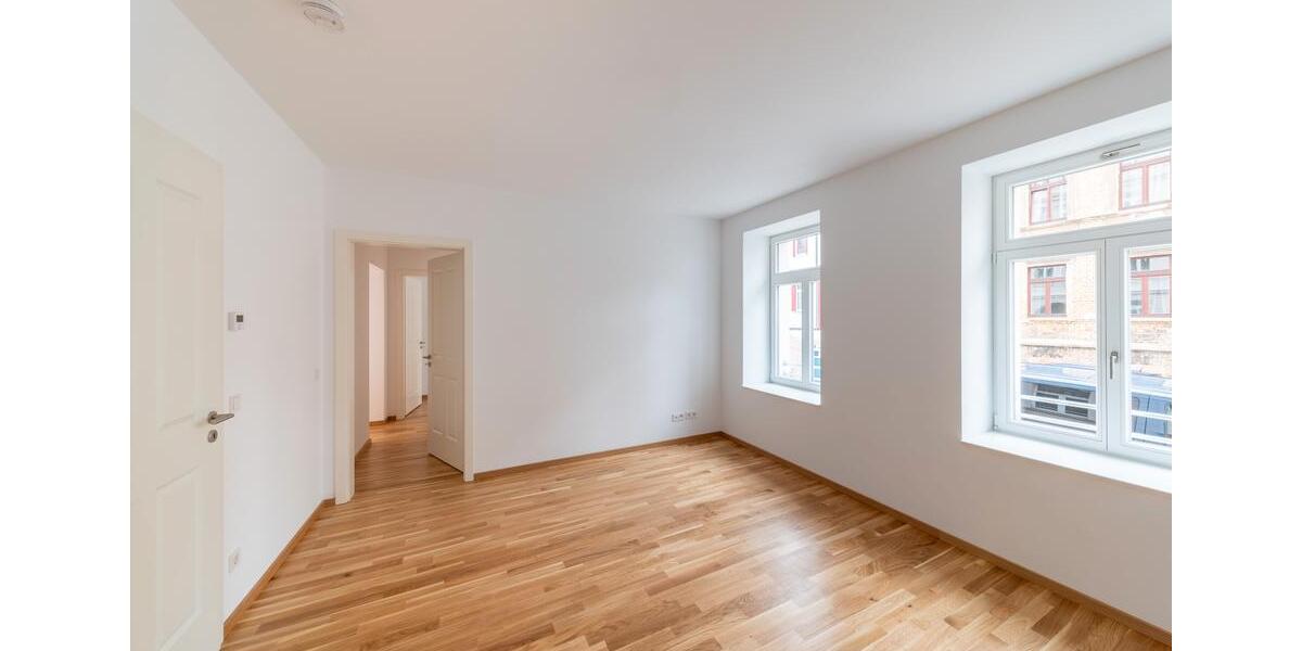 Großzügige Wohnung im Hochparterre mit Balkon - WE01 4 zimmer