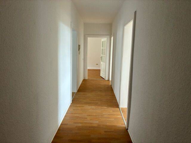 Etagenwohnung Halle (Saale) Diemitz - 3 Zimmer, 95 m&sup2;, 643&euro; | Angebot:26804972
