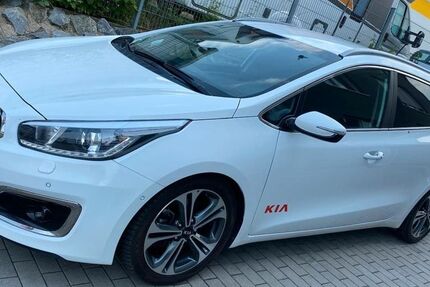Kia ceed Sportswagon 237.500 km 7.599 &euro; Wettin-Löbejün 06193