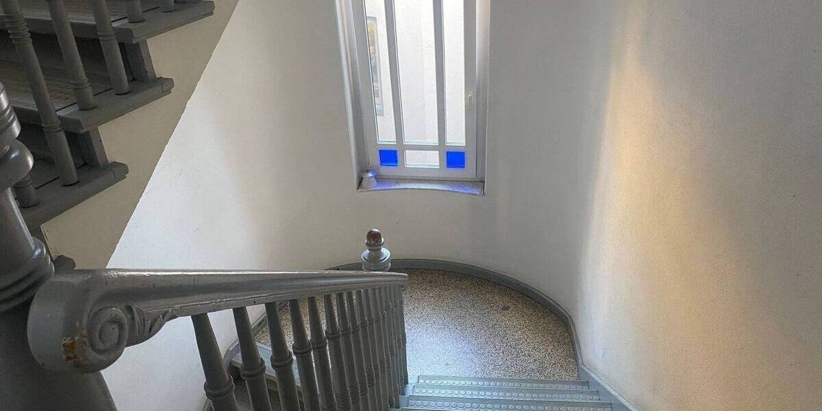 Gewerbeobjekt Merseburg Neumarkt (Vorstadt) - 3 Zimmer, 100 m&sup2;, 700&euro; | Angebot:25730115