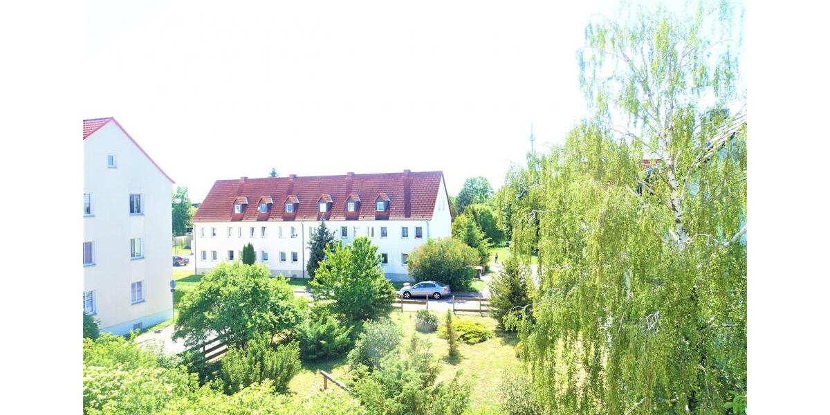 Etagenwohnung Braunsbedra - 3 Zimmer, 66 m&sup2;, 394&euro; | Angebot:25778861