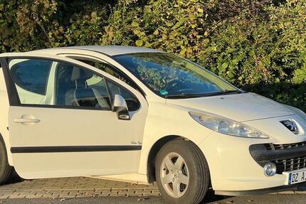 Peugeot 207 123.510 km 2.200 € Delitzsch 04509