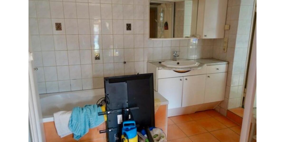 Doppelhaushälfte Merseburg - 5 Zimmer, 160 m&sup2;, 140.000&euro; | Angebot:27186607