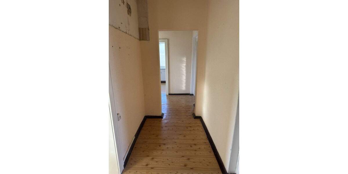 Etagenwohnung Bitterfeld-Wolfen Bitterfeld - 3 Zimmer, 65 m&sup2;, 50.000&euro; | Angebot:24610759