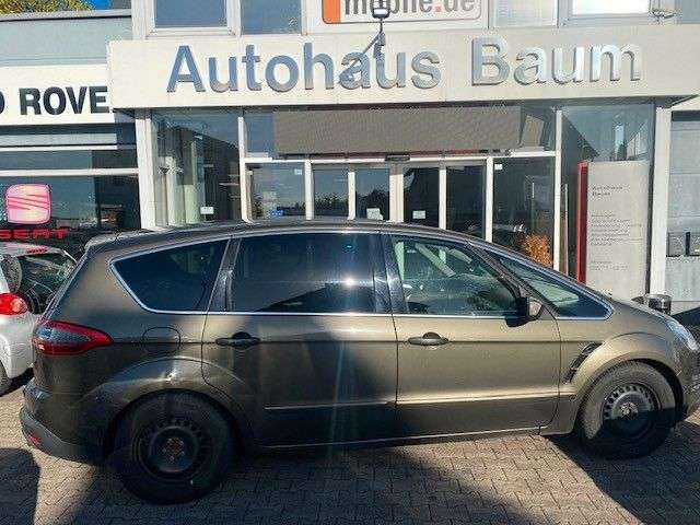 Ford S-Max 121.000 km 6.900 € Halle 06116