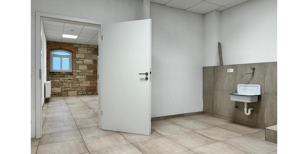 Maisonettenwohnung Querfurt - 6 Zimmer, 211 m&sup2;, 1.200&euro; | Angebot:23794281