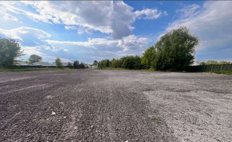 Grundstück in Halle 750.000 € 14000 m²