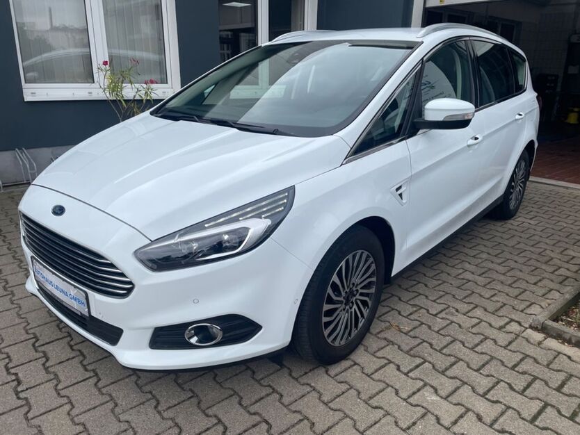 Ford S-Max 49.887 km 27.899 € Leuna 06237