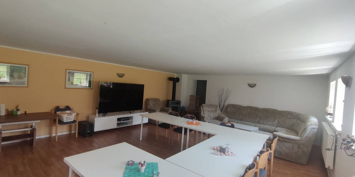Etagenwohnung Bitterfeld Anhaltsiedlung - 2 Zimmer, 31 m&sup2;, 250&euro; | Angebot:26799300