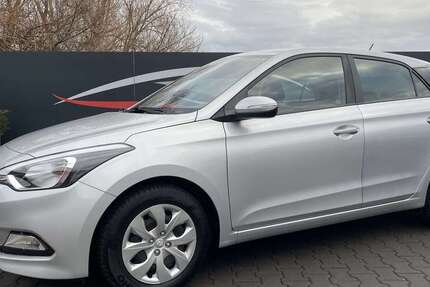 Hyundai i20 30.867 km 7.990 &euro; Teutschenthal OT Langenbogen 06179