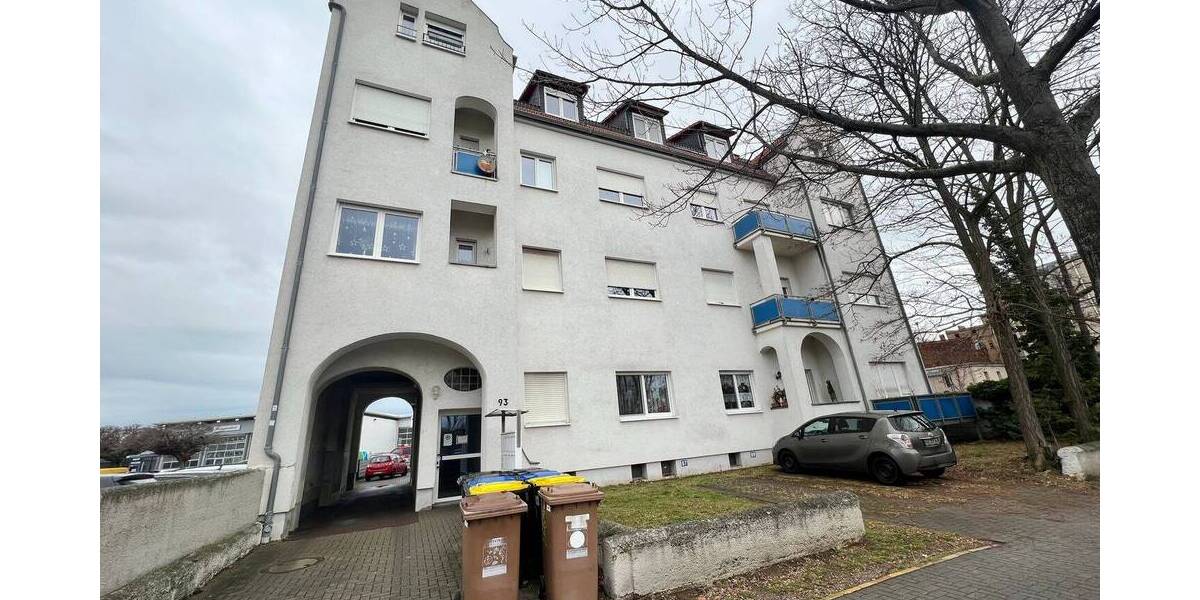 Etagenwohnung Halle (Saale) Lutherplatz - 3 Zimmer, 85 m&sup2;, 700&euro; | Angebot:26778603