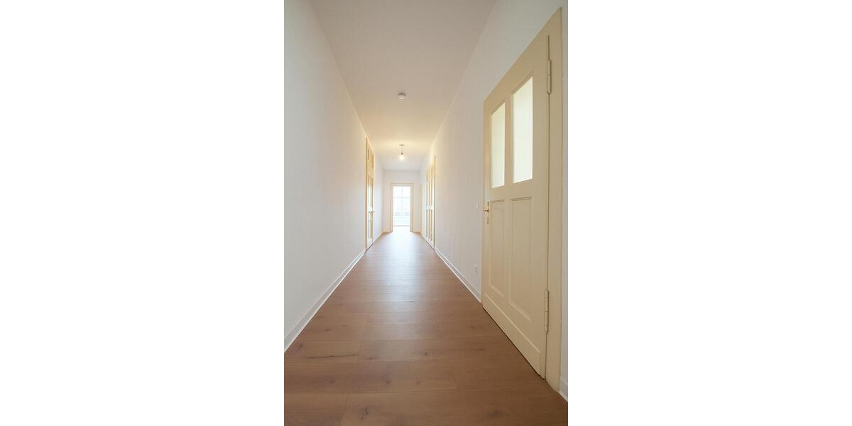 Etagenwohnung Halle (Saale) Frohe Zukunft - 5 Zimmer, 150 m&sup2;, 1.350&euro; | Angebot:25865846