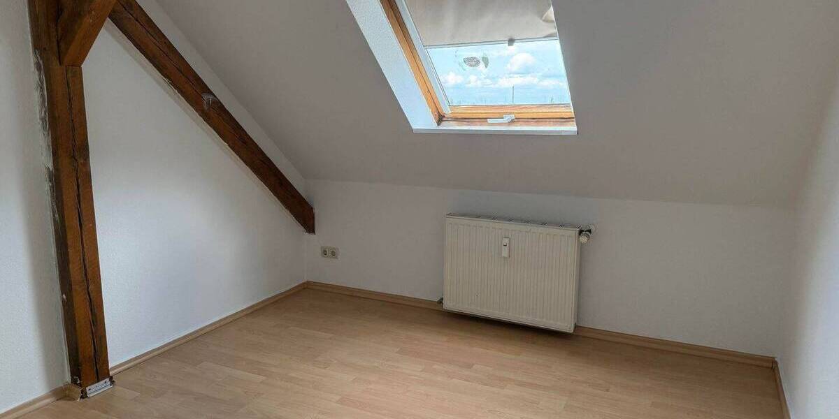 Etagenwohnung Halle Freiimfelde - 4 Zimmer, 90 m&sup2;, 549&euro; | Angebot:26799422