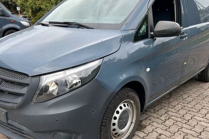 Mercedes-Benz Vito 143.248 km 6.990 &euro; Halle 06118
