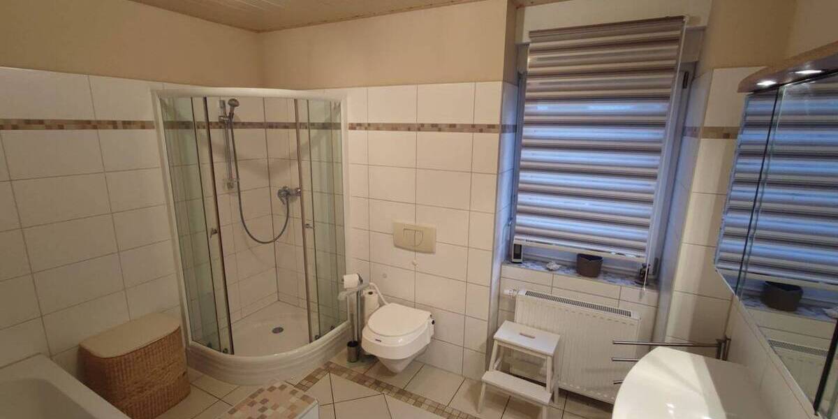 Gewerbeobjekt Halle (Saale) Gesundbrunnen - 9 Zimmer, 280 m&sup2;, 715.000&euro; | Angebot:25680282