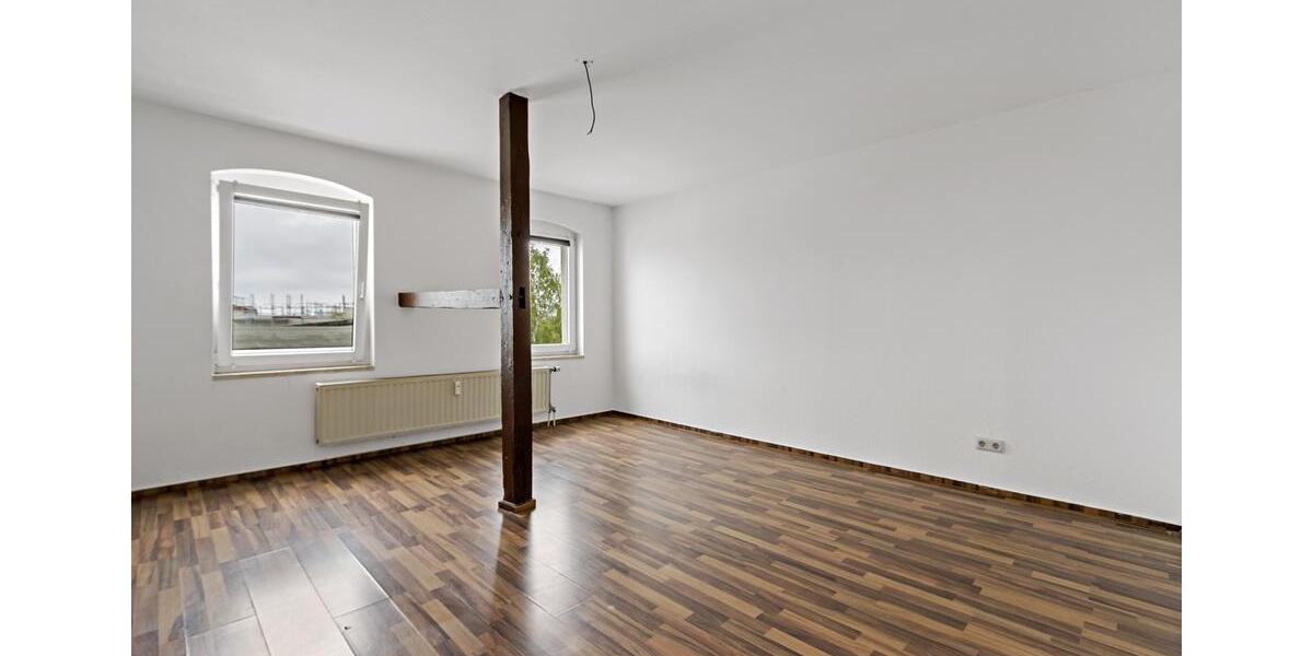 Dachgeschoßwohnung Halle (Saale) Damaschkestraße - 2.5 Zimmer, 71 m&sup2;, 575&euro; | Angebot:26455546
