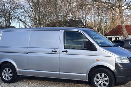 VW T5 Transporter 280.000 km 4.990 &euro; Bitterfeld-Wolfen 06766