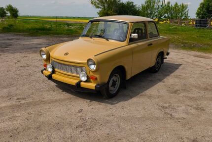 Trabant 601 65.000 km 6.300 &euro; Mücheln 06249