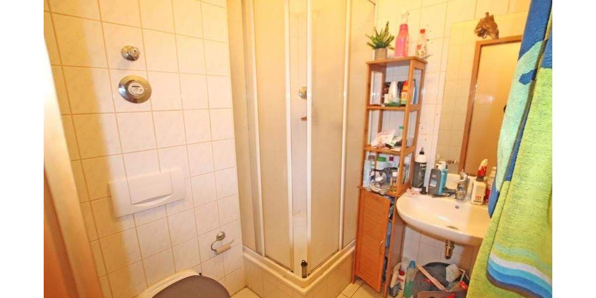 Etagenwohnung Halle(Saale) Innenstadt - 2 Zimmer, 50 m&sup2;, 75.000&euro; | Angebot:24532178