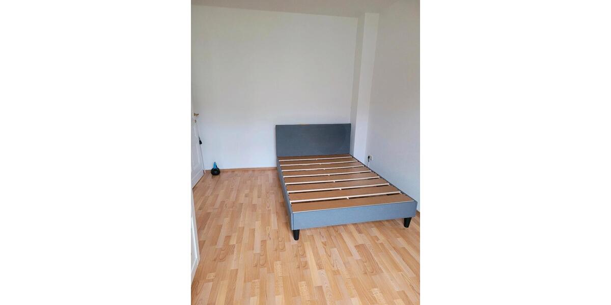 Dachgeschoßwohnung Halle (Saale) Am Wasserturm/Thaerviertel - 3 Zimmer, 98 m&sup2;, 883&euro; | Angebot:26564624
