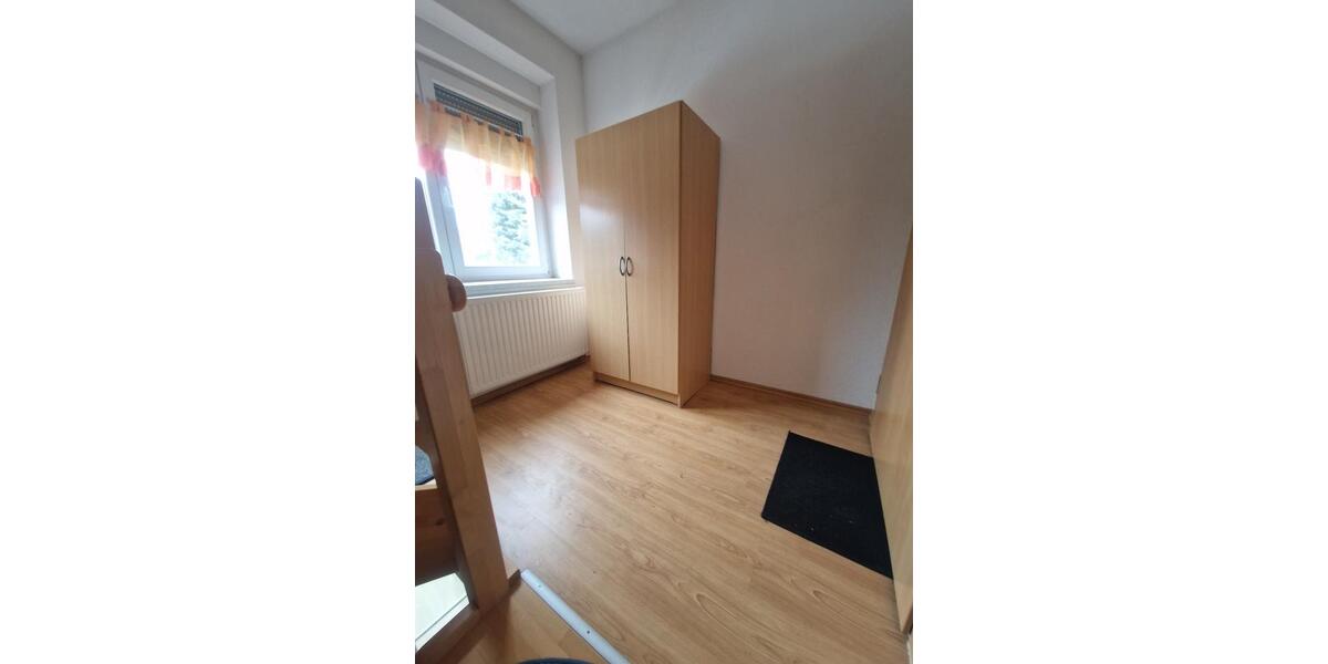 Etagenwohnung Sandersdorf-Brehna Torna - 2 Zimmer, 45 m&sup2;, 10&euro; | Angebot:26060171