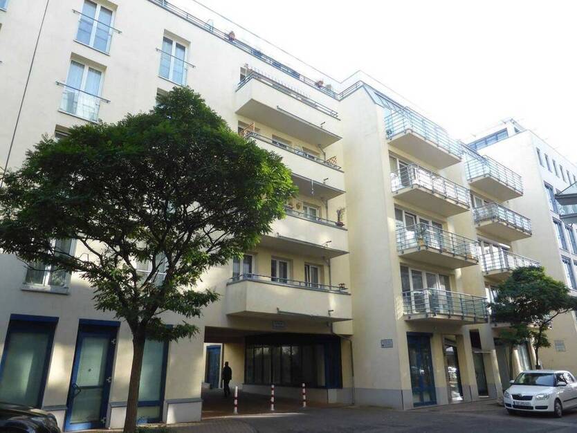 Zentrumsnah...Niedliche 3-Raum-Wohnung mit Balkon+Laminat!