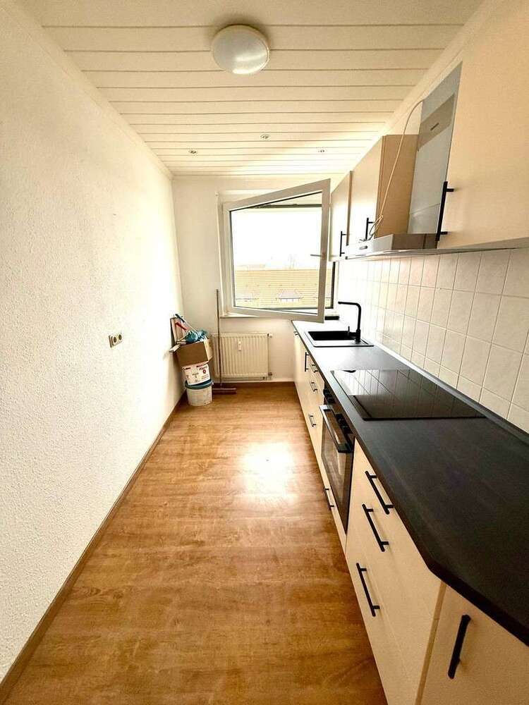 Wohnung zum Mieten in Merseburg 450 € 50 m²