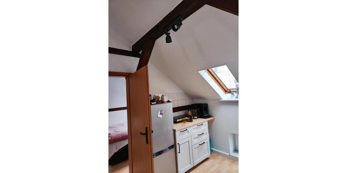 Dachgeschoßwohnung Halle (Saale) Büschdorf - 2.5 Zimmer, 47 m&sup2;, 380&euro; | Angebot:25829205