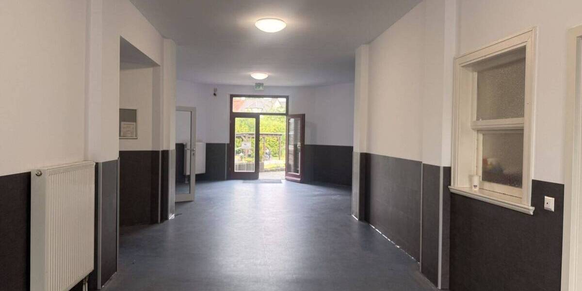 Etagenwohnung Bitterfeld Anhaltsiedlung - 2 Zimmer, 34 m&sup2;, 265&euro; | Angebot:26799302