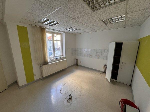 Gewerbeobjekt Halle (Saale) Büschdorf - 980&euro; | Angebot:24535352