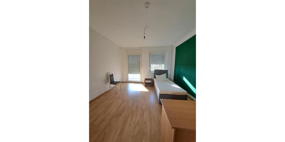 Erdgeschoßwohnung Eisleben (Lutherstadt) - 3 Zimmer, 74 m&sup2;, 520&euro; | Angebot:23599563