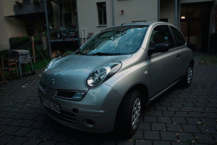 Nissan Micra 64.180 km 3.200 € Leipzig 04177