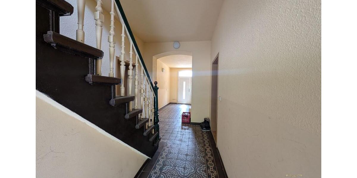 Etagenwohnung Bitterfeld-Wolfen Bitterfeld - 2 Zimmer, 69 m&sup2;, 410&euro; | Angebot:25342043