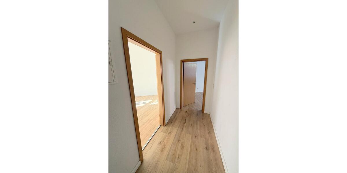 Etagenwohnung Halle (Saale) - 1 Zimmer, 52 m&sup2;, 480&euro; | Angebot:27628171