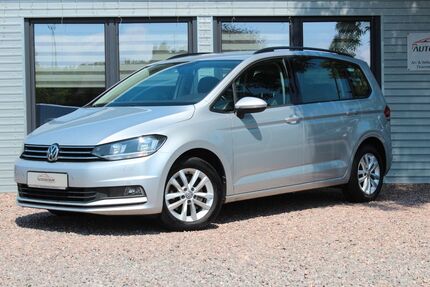 VW Touran 229.500 km 9.490 &euro; Bitterfeld 06749