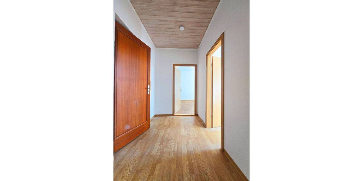 Etagenwohnung Köthen (Anhalt) Köthen - 4 Zimmer, 80 m&sup2;, 450&euro; | Angebot:26289809