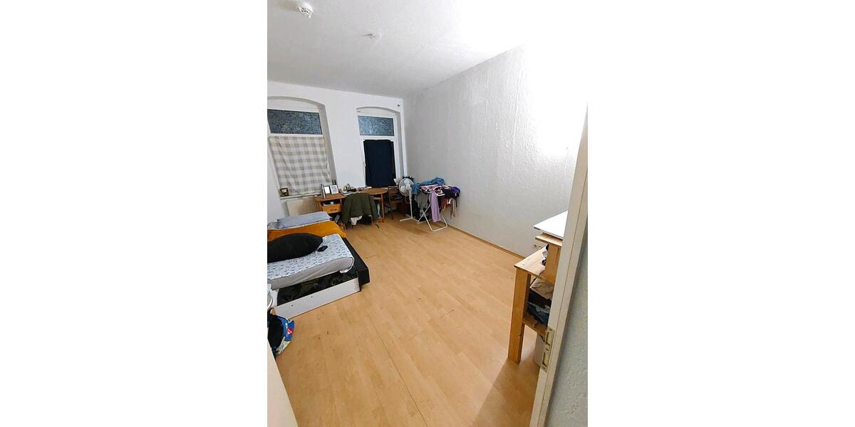 Etagenwohnung Halle (Saale) Damaschkestraße - 1 Zimmer, 18 m&sup2;, 330&euro; | Angebot:26051236