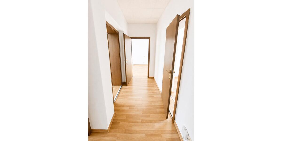 Etagenwohnung Halle (Saale) Damaschkestraße - 3 Zimmer, 60 m&sup2;, 530&euro; | Angebot:27567109